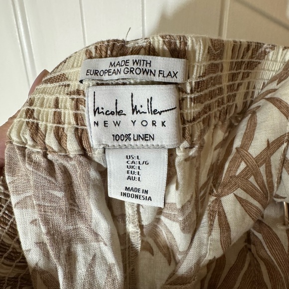 Nicole Miller 100% Linen belted flowy capris - Picture 3 of 3